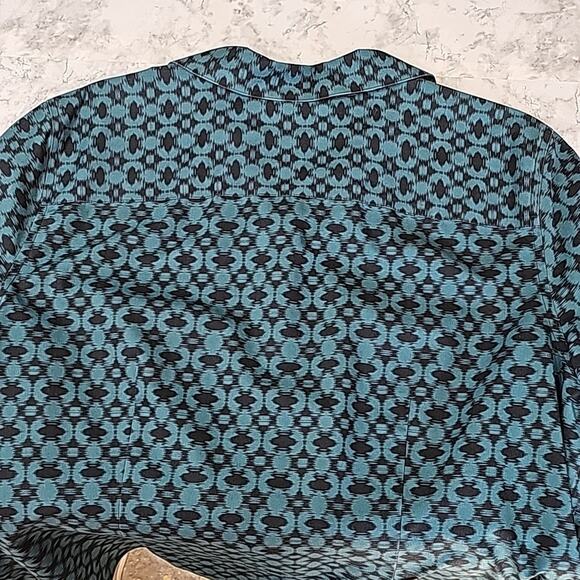 Chico's Womens Sz 16 No Iron Green Geometric 100% Cotton Fairy Button Up Top - Picture 9 of 13